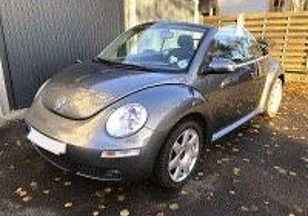 VW New Beetle Volkswagen 2.0, wenig km, 17 Zoll