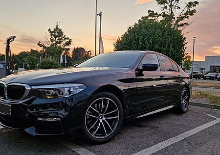 BMW 520d xDrive HUD M Performance Display Key
