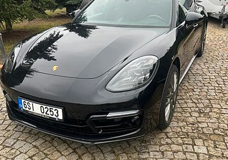 Porsche Panamera Turbo S E-Hybrid Matrix Light