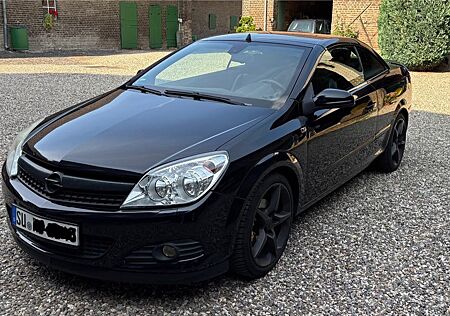 Opel Astra Twintop 1.8