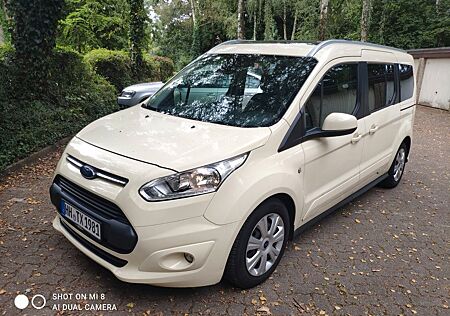 Ford Grand Tourneo 1.5 TDCi 88kW PowerShift Titan...