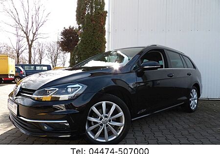 VW Golf Volkswagen VII Var. 150PS DSG Highline ACC Sizhg