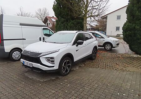 Mitsubishi Eclipse Cross 2.4 PLUG-IN HYBRID 4WD Select ...