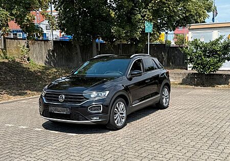 VW T-Roc Volkswagen Sport 4Motion/ SHZ/LED/Klima/Autom/1.Hand
