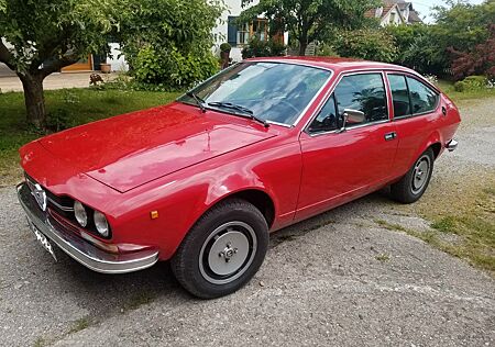 Alfa Romeo Alfetta GTV