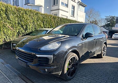 Porsche Cayenne S E-Hybrid Platinum Edition