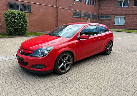 Opel Astra H GTC Sport - Tüv 08 / 2026 -