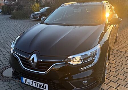 Renault Megane ENERGY TCe 130 EDC Grandtour