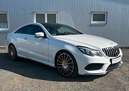 Mercedes-Benz E 400 E -Klasse Coupe AMG Styling, Pano uvm.