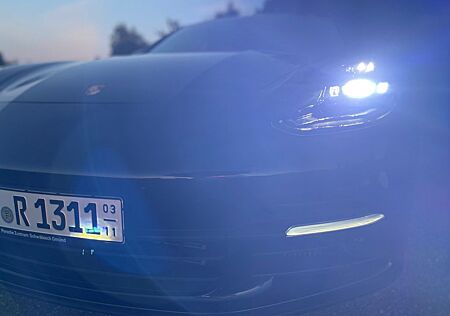 Porsche Panamera 4S Diesel