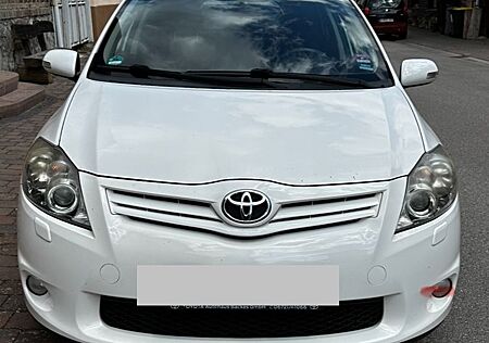 Toyota Auris 1,6-l-Valvematic Club Club