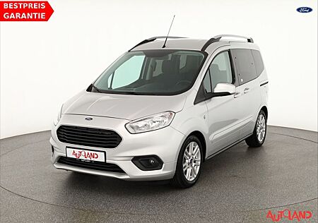 Ford Tourneo Courier 1.5 TDCi Titanium Sitzheizung