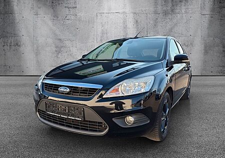 Ford Focus Lim. Style KLIMA NAVI AHK 2 HAND