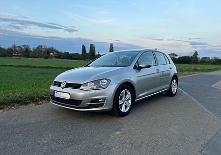 VW Golf Volkswagen 7 TSI 1.2 BMT Trendline Blue Motion