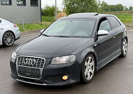Audi S3 2.0 TFSI quattro/H&R/265PS/NAVI/LEDER/