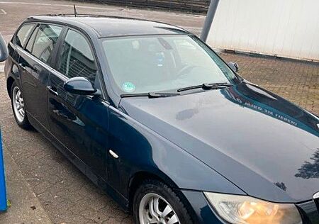 BMW 320d E91 / Automatik / Klima / Einparkhilfe