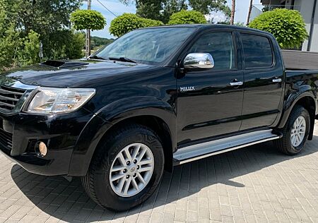 Toyota Hilux 3.0 D-4D 4X4 DOUBLE SR+ AUTOMATIK