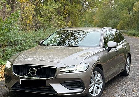 Volvo V60 gebraucht kaufen Volvo V60 B4 D Geartronic Momentum Pro Momentum Pro