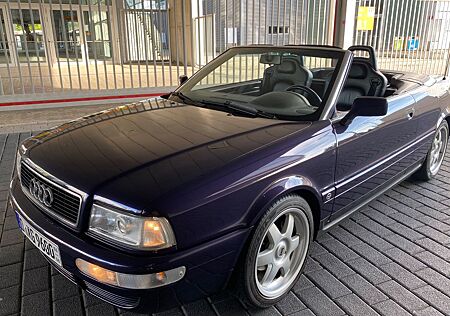 Audi Cabriolet 2.0 -