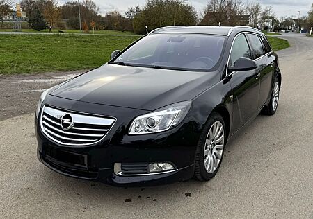 Opel Insignia Sports Tourer BiTurbo 2.0 OPC Line