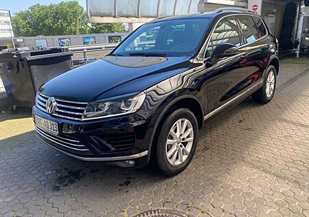 VW Touareg Volkswagen 3.0 V6 TDI SCR Terrain Tech*R-Line*Navi*