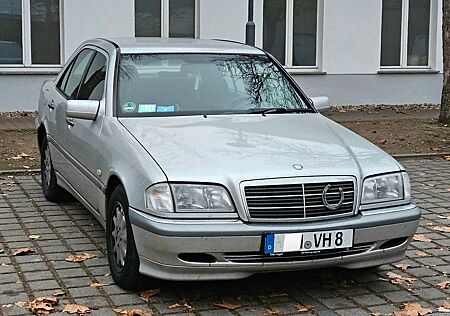 Mercedes-Benz 220 CDI "grüne Plakette"