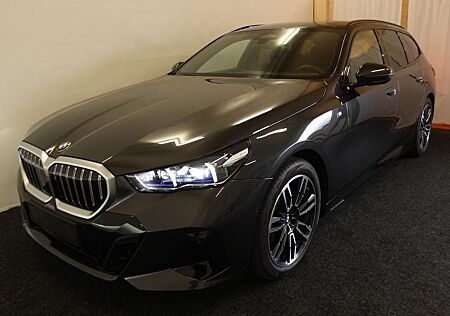 BMW 520d xDrive Touring M Sport AHK LHZ H&K HUD