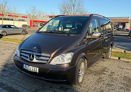 Mercedes-Benz Viano 3.0 CDI V6 AMBIENTE lang Leder 8 Sitze
