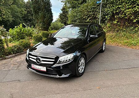 Mercedes-Benz C 200 C 200d AHK 2Hd 8fach LED NAV KAM SHeft Garantie