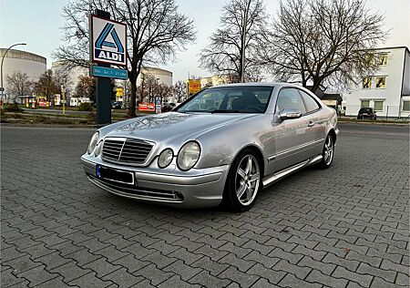 Mercedes-Benz CLK 200 KOMPRESSOR "Master Edition" 208