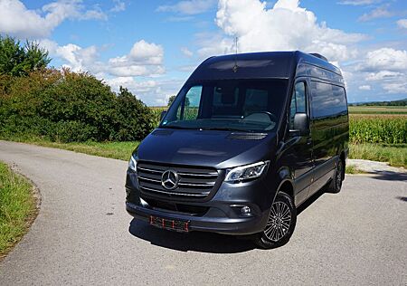 Mercedes-Benz Sprinter TOURER 319 V6 * 8+1 Sitze * LED * Dachklima *AHK