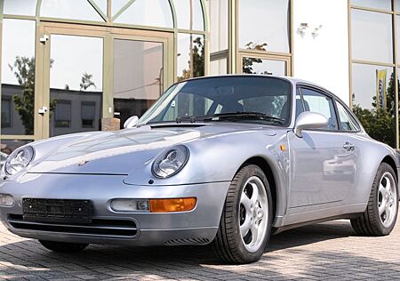 Porsche 993 Carrera 2 Coupé Oldtimer