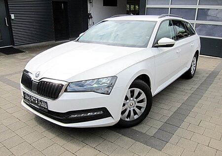 Skoda Superb Combi Active 2,0TDI AHK LED ACC NAVI DAB+