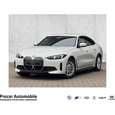 BMW i4 leasen