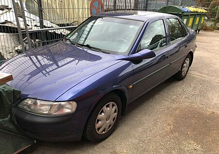 Opel Vectra 1,6 KLIMA 16V 100 PS Winterräder , 999,-