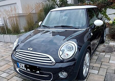 Mini Cooper D AT Cooper