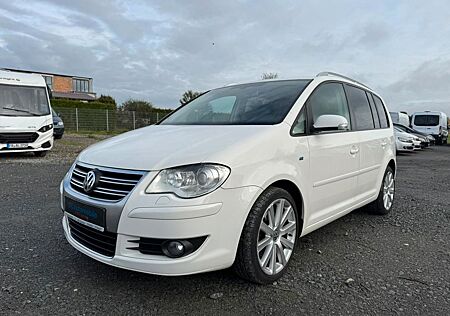 VW Touran gebraucht kaufen VW Touran Volkswagen Highline/R-Line/AUT./1.4/7-Sitzer/AHK