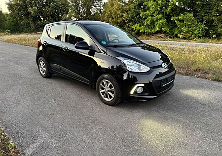 Hyundai i10 1.0 PASSION - 1. Hand - HU neu - Sitzheizung