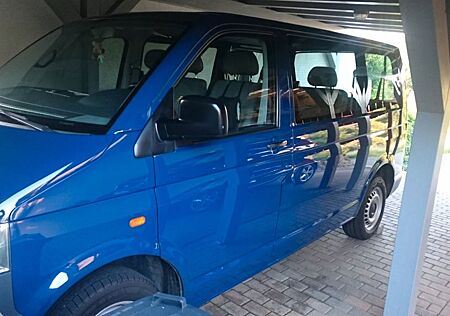 VW T5 Shuttle Volkswagen