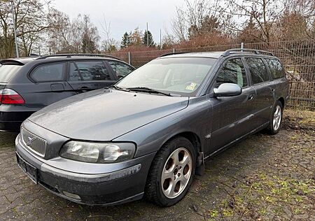 Volvo V70 2,4 5-Zylinder SHZ Tempomat Bordcomputer