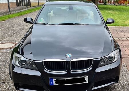 BMW 320D - E90 - Leder, SHZ, Navi, Xenon, PDC, Klima