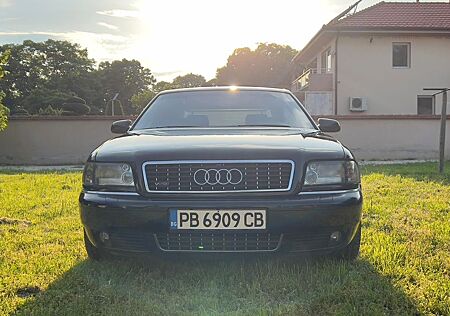 Audi A8 D2 W12 6.0/420 PS Automatik Quattro