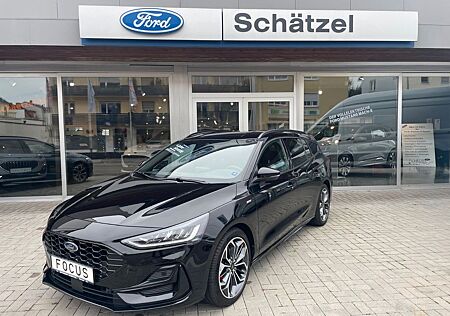 Ford Focus Turnier ST-Line Style + Schutzbrief