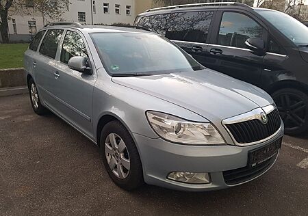 Skoda Octavia 1,4 Erste Hand Parktronik Sitzheizung