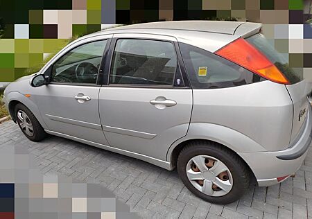 Ford Focus 1.8 Ghia Ghia