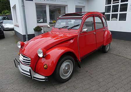 Citroën 2 CV , deutsches Fahrzeug, Frame off Restauration