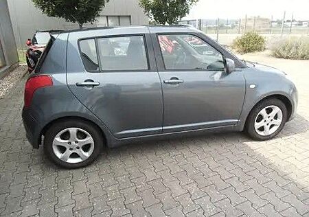 Suzuki Swift 1.3 Dance, 2. Hand, TÜV 04/26
