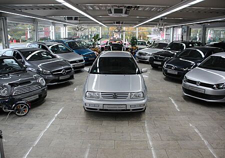 VW Vento Volkswagen 1.8 GLX Automatik