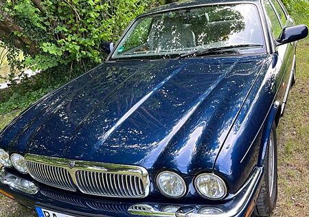 Jaguar XJ 4.0 Sovereign