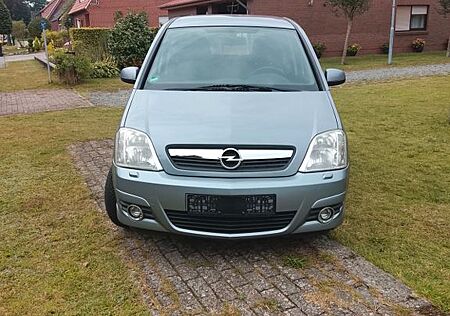 Opel Meriva a 68000km neu tüv